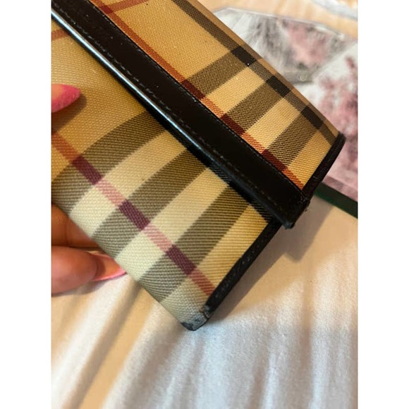 Burberry Original Wallet - Picture 8 of 9
